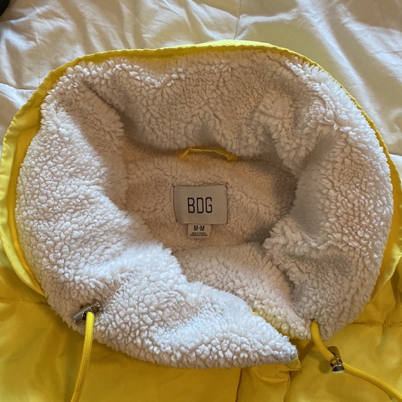 BDG Urban Outfitters Yellow Puffer - Picture 7 of 7